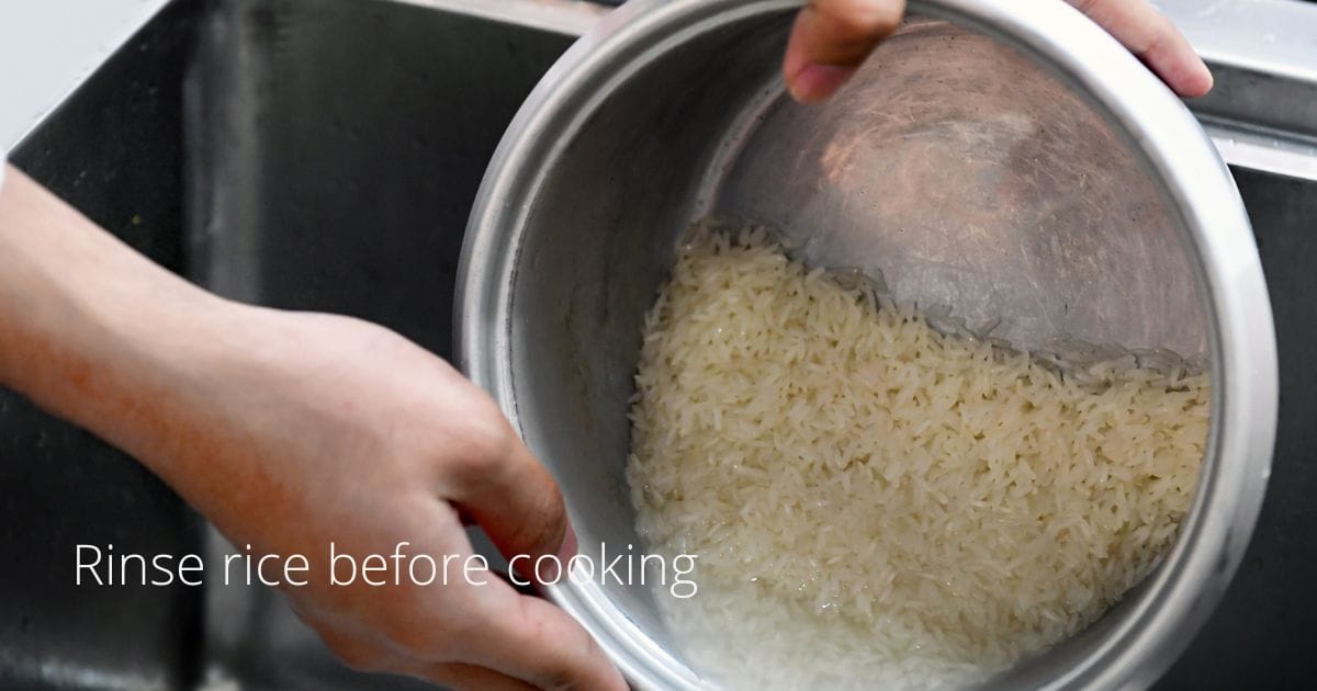 rinsing rice before use